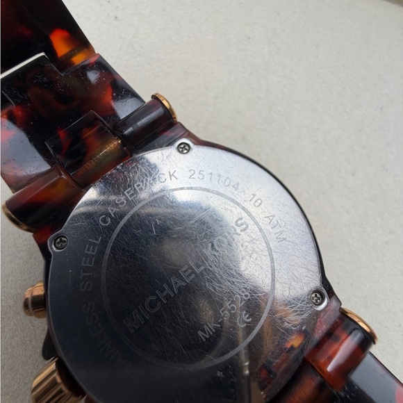 Michael Kors Bel Air - Gold and Tortoiseshell Watch - Picture 5 of 6